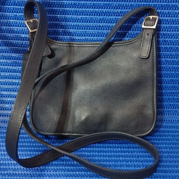 Coach - Picture 5 of 7